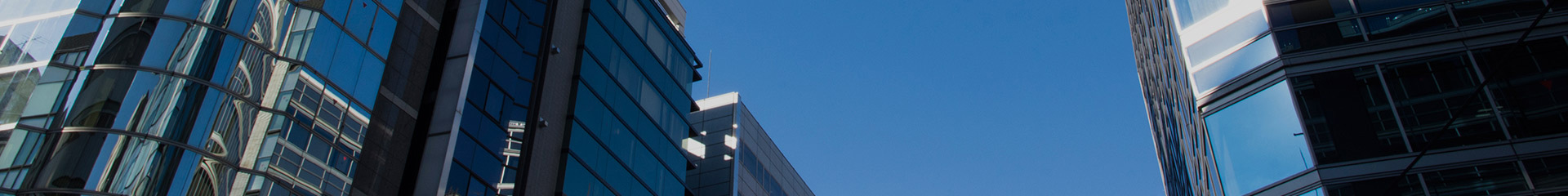 操場(chǎng)體育場(chǎng)地塑膠材料施工展示類織夢(mèng)網(wǎng)站模板(帶手機(jī)端)-跟版網(wǎng)